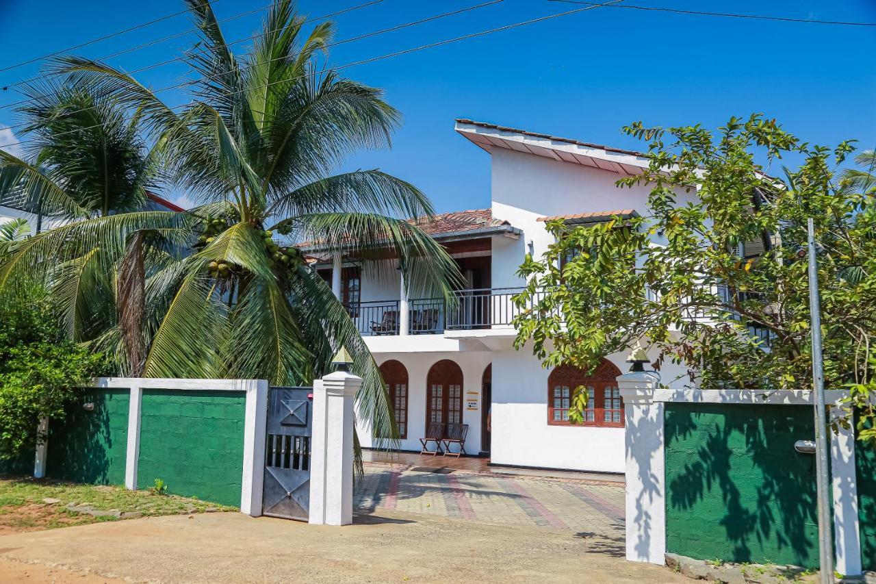 Lakeside Villa Anuradhápura Exteriér fotografie