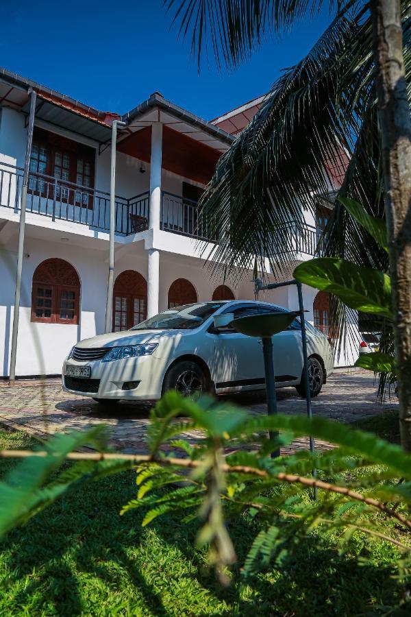 Lakeside Villa Anuradhápura Exteriér fotografie