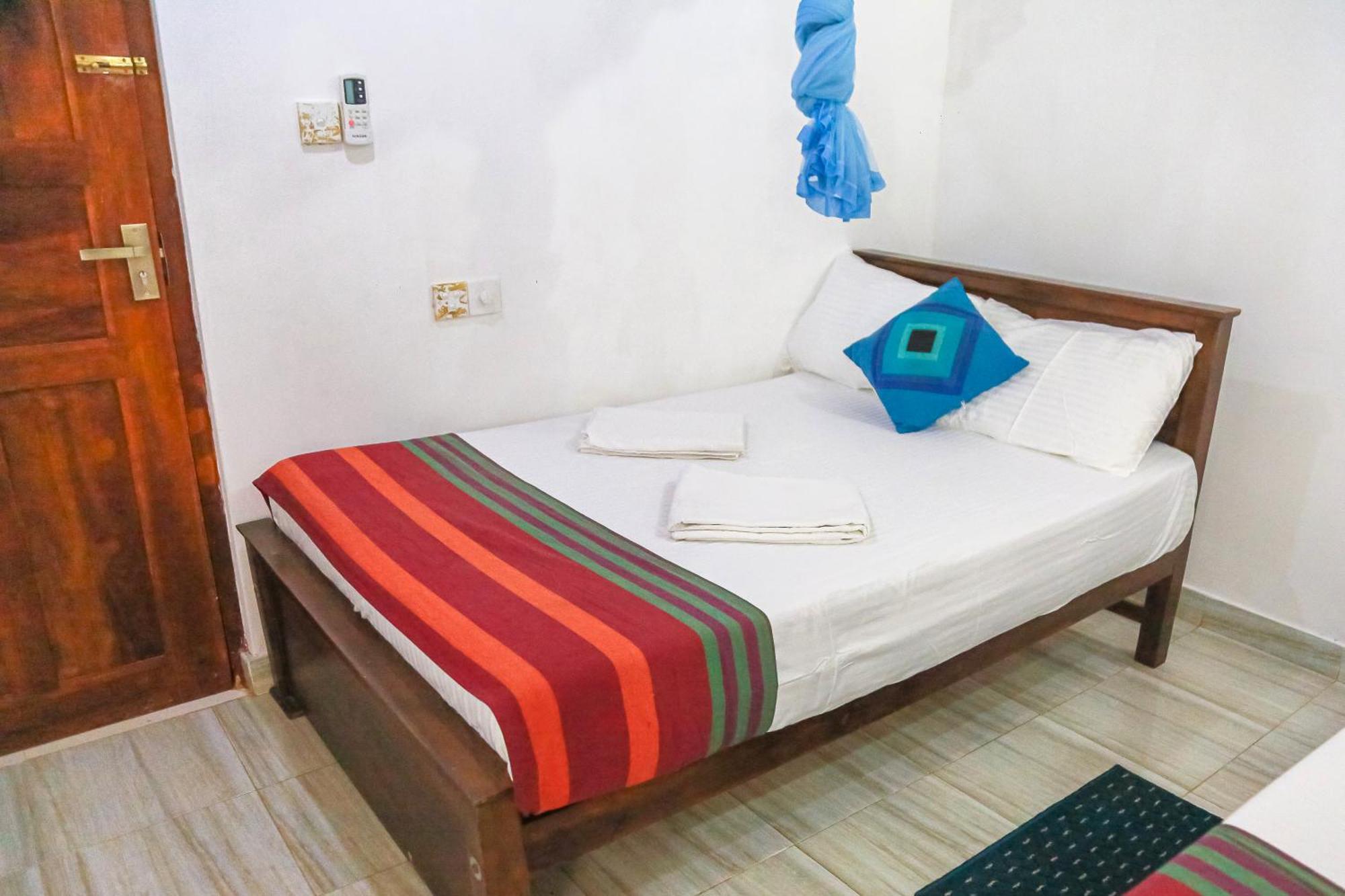 Lakeside Villa Anuradhápura Pokoj fotografie